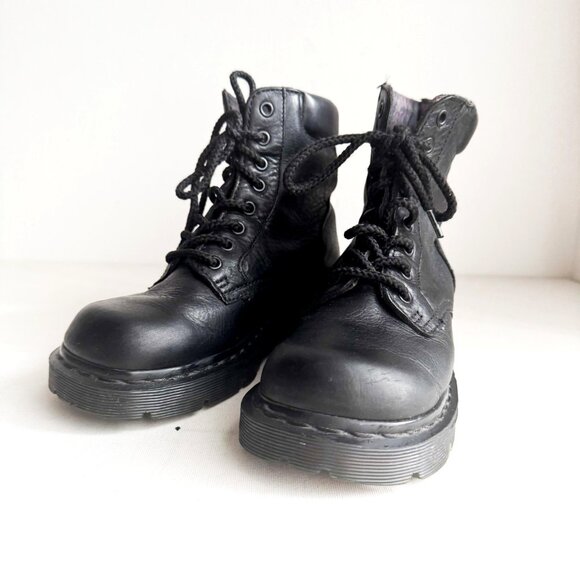 Doc Martens 8 Hole Super Chunky Black Leather Goth Rock Boots Square Toe  7 - Picture 6 of 7